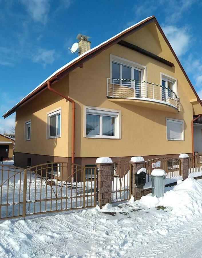 Apartment Amy Липтовски-Микулаш Экстерьер фото